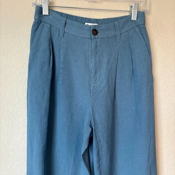 Madewell The Linen-Blend Tailored Tapered Pant in Ocean - Picture 2 of 11